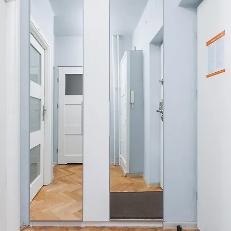 Studio Mogilska By Renters Apartament *